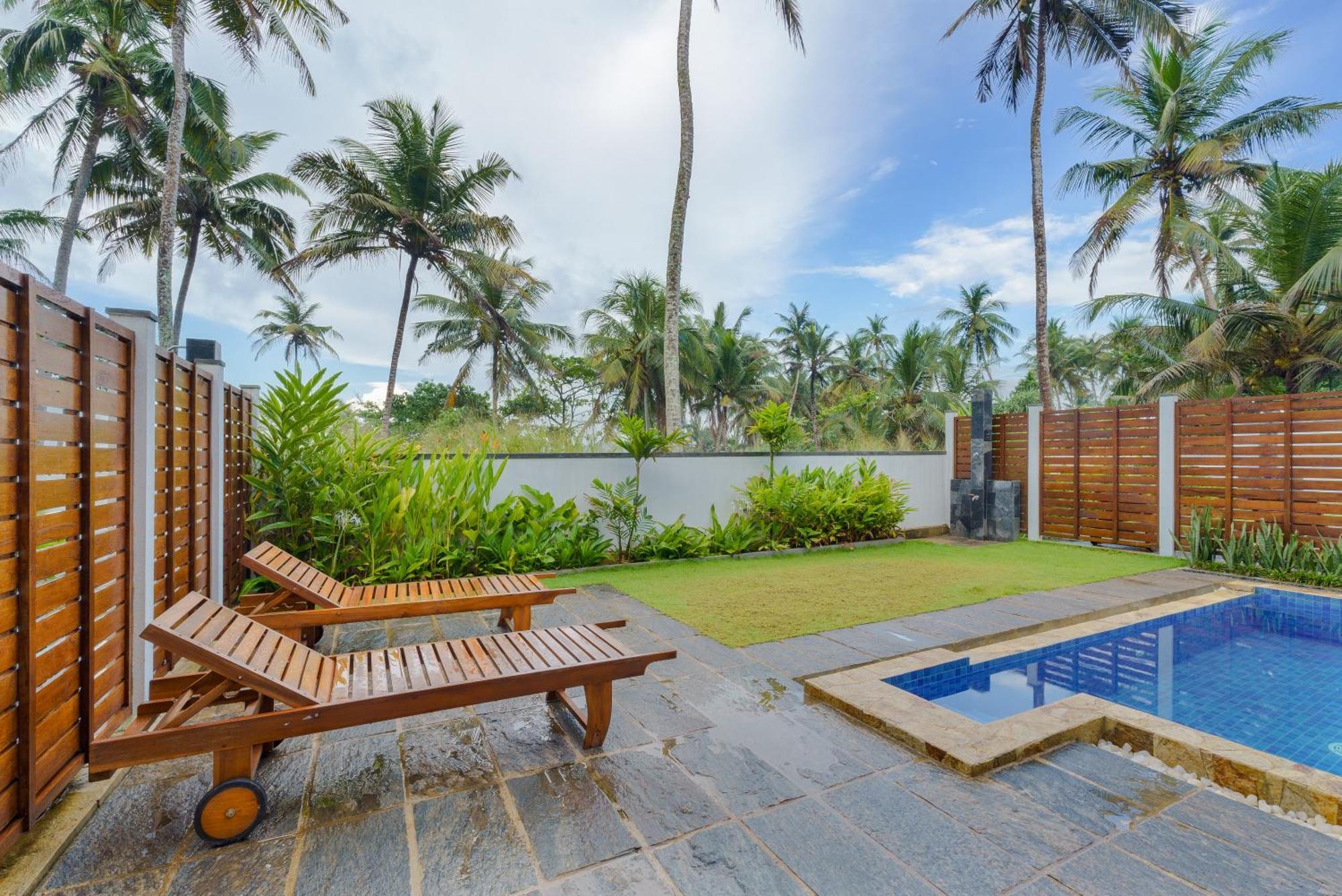 Kaas Villas - Entire Two Bedroom Villa With Private Pool & Garden Dikwella Luaran gambar